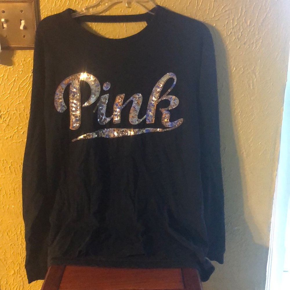 Long sleeve open back shirt